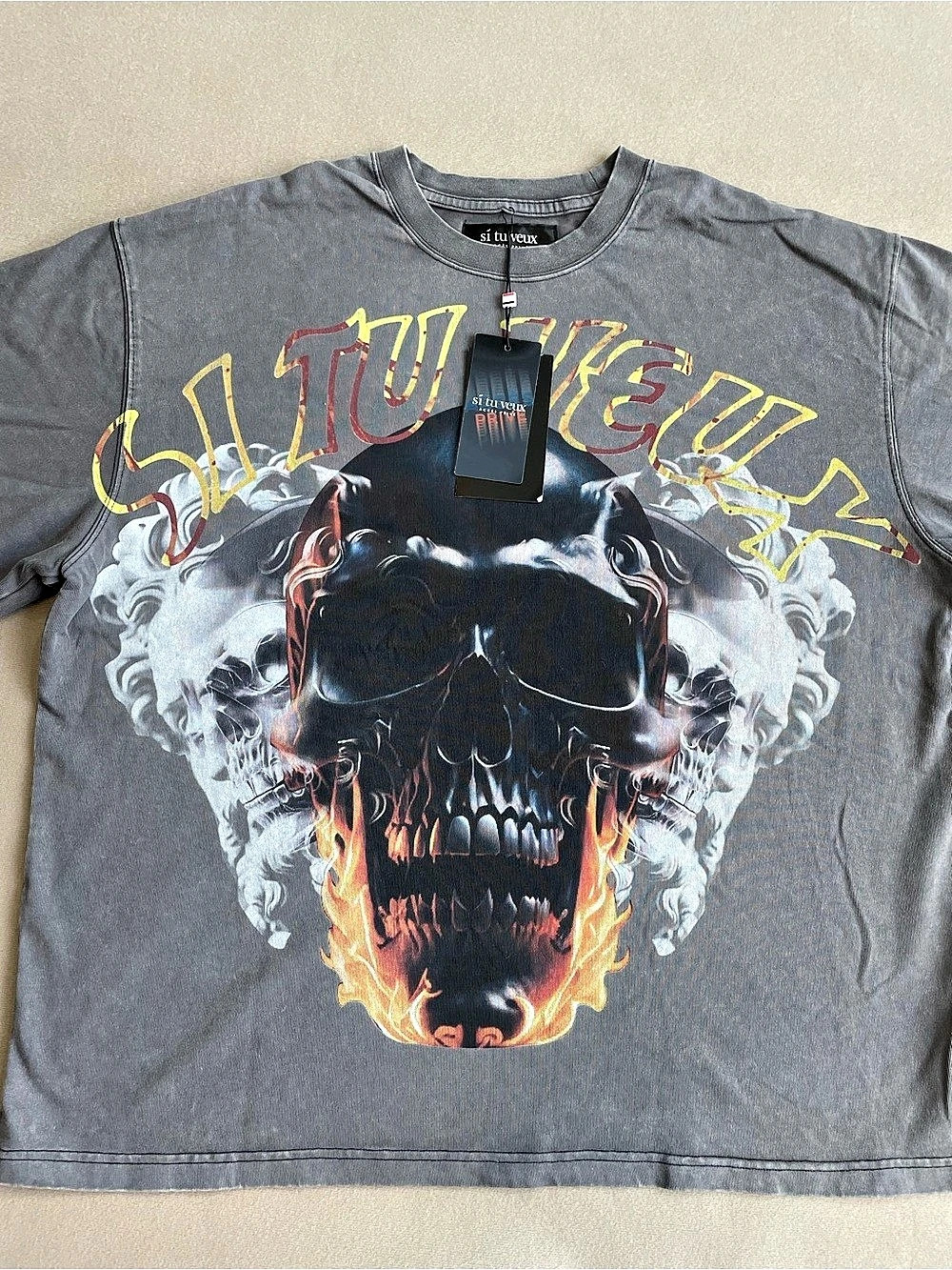 Si Tu Veux Graphic Short Sleeve Tee Size Large NWT